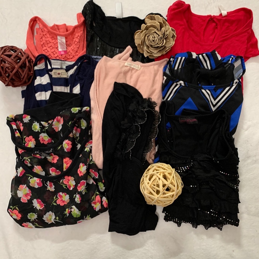 Bundle 9 Items - image 1